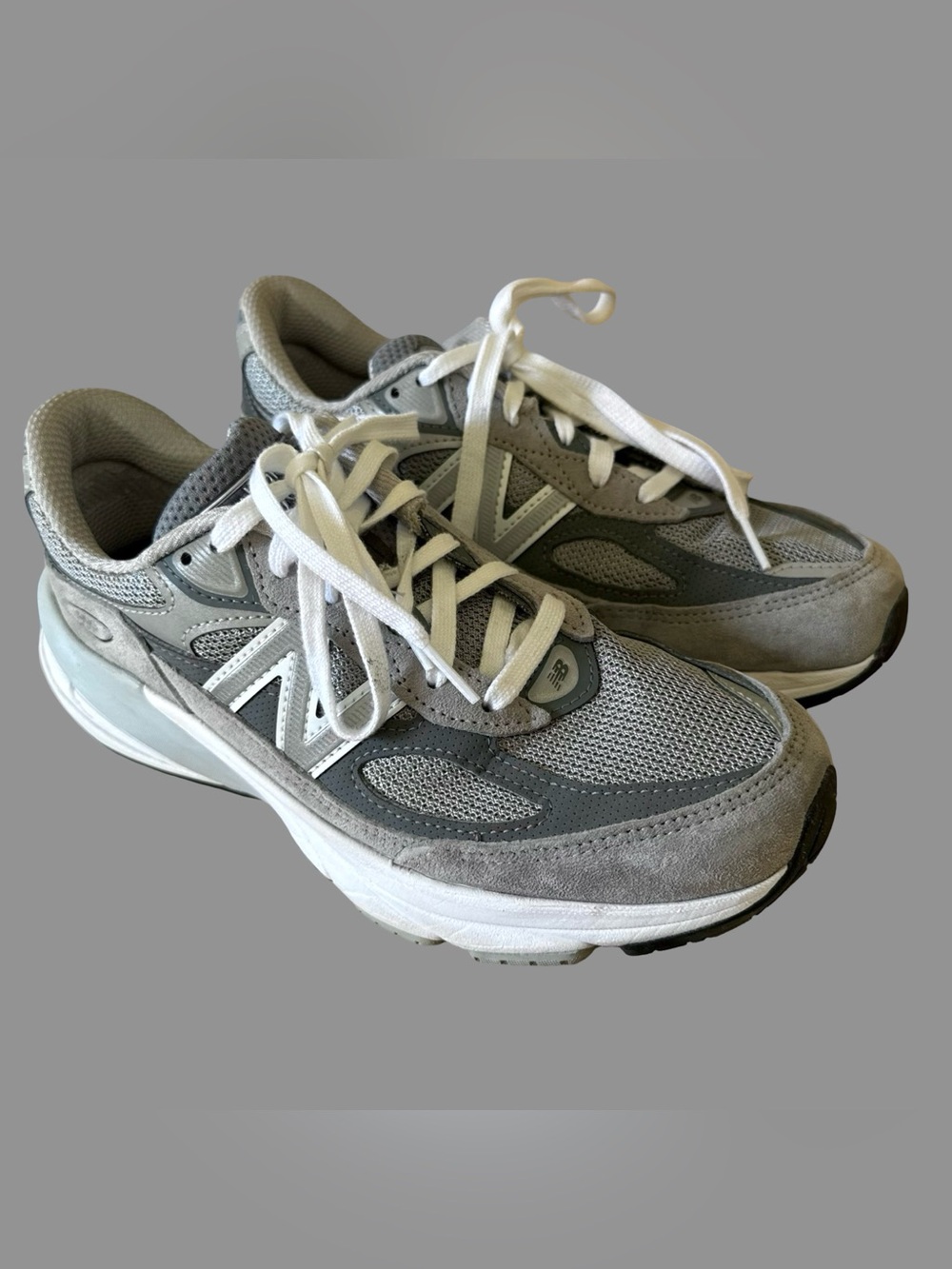 New Balance 990v6 Gray Suede Made In US Sneakers US7.5 ($200)